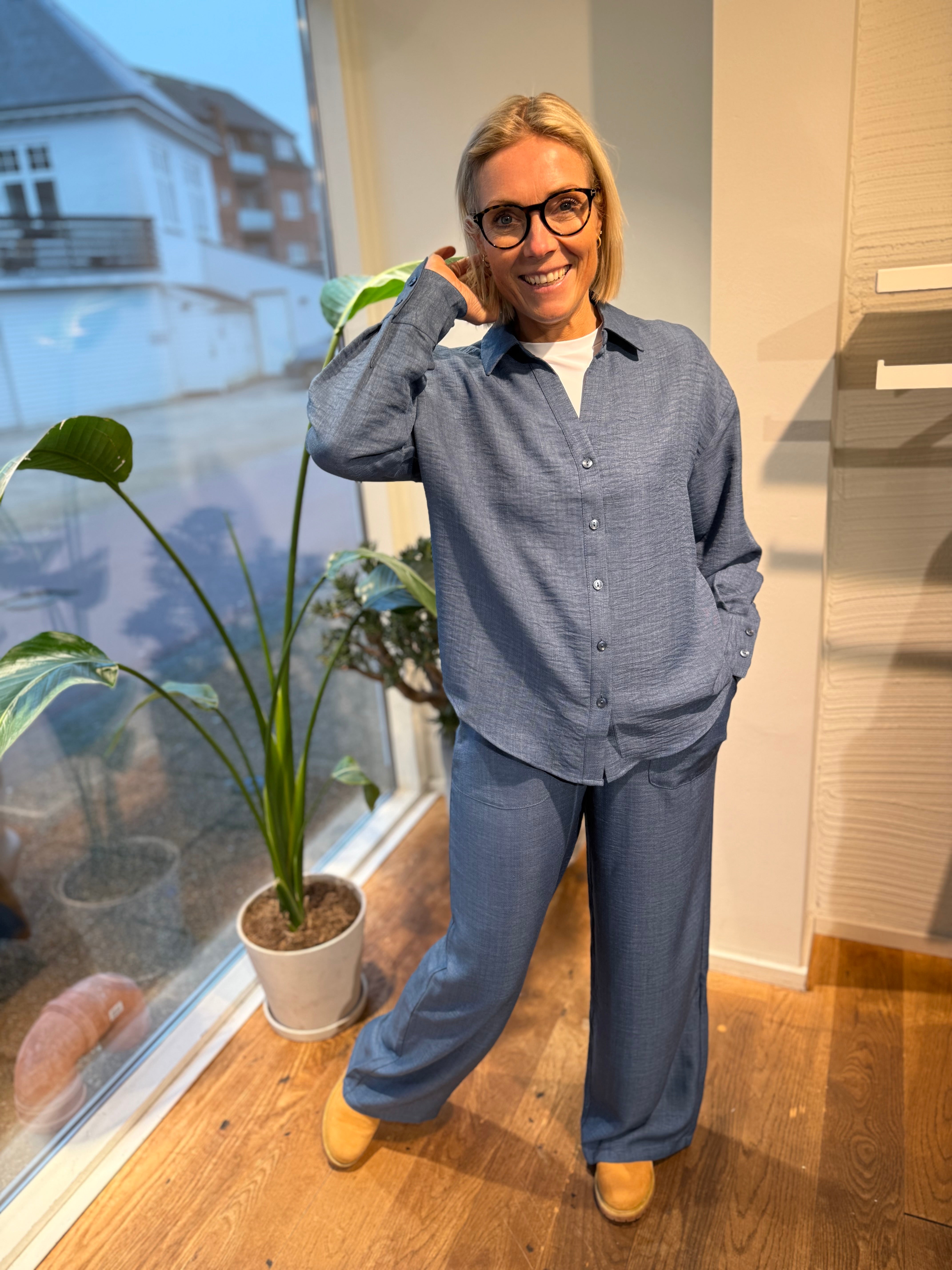 VMMELANEY Shirts - Dark Denim